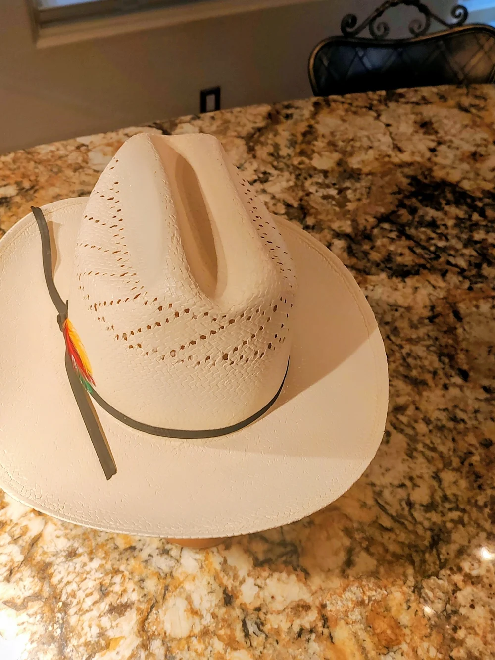 Stetson Natural Straw Cowboy Hat with Black Band. 6X size 7 3/4 NWT